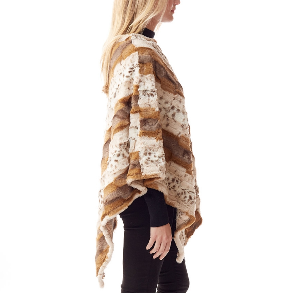 Beige Faux Fur Poncho Leopard Print Sweater Animal Fashion Statement Accessory - Picture 3 of 4